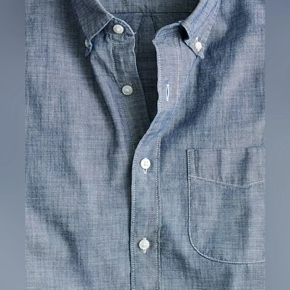 J. Crew - Short-Sleeve 100% Organic Chambray Cotton Button Down - Size M Slim